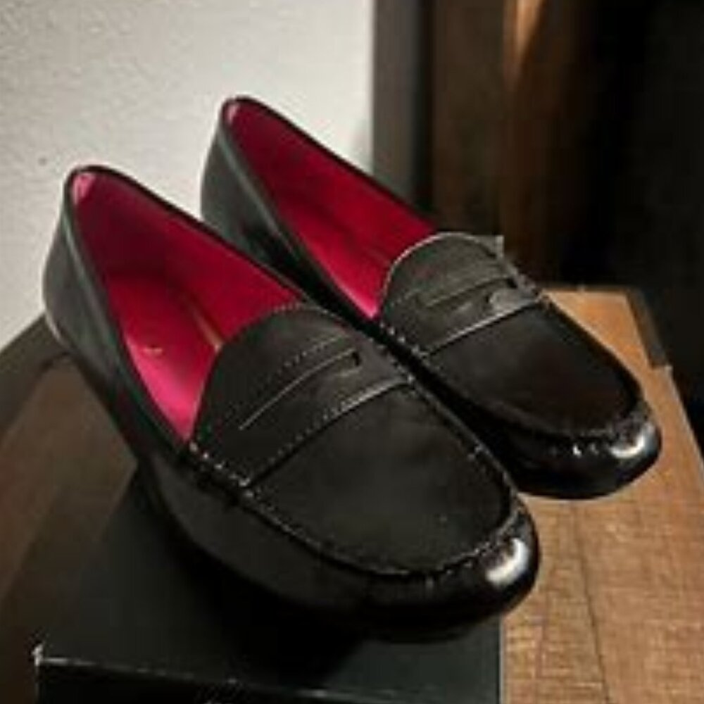 Chaps Women's flat black gerra slip ons